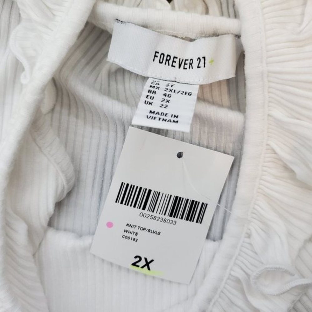 NEW Forever 21 Plus Size White Ribbed Ruffle Tank - Picture 8 of 9